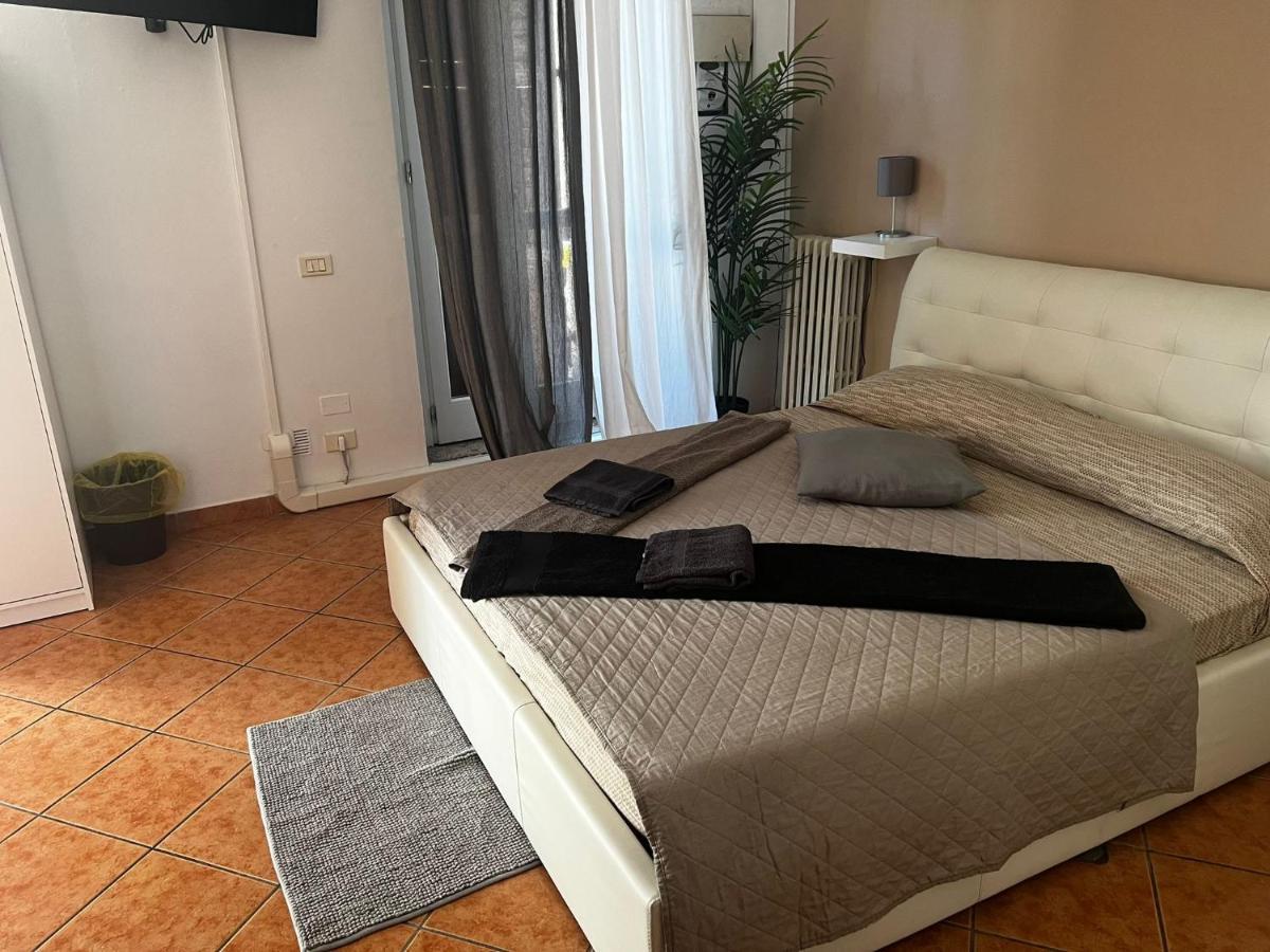 Destiny Home 2 Verona - Piazza Isolo Екстериор снимка